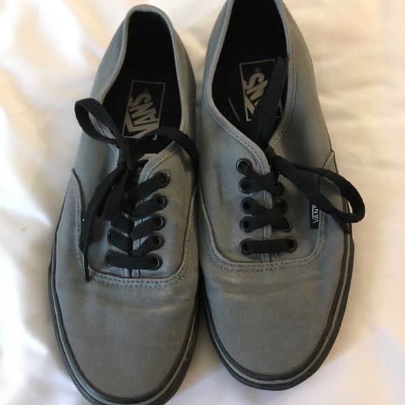 Vans - Picture 3 of 5